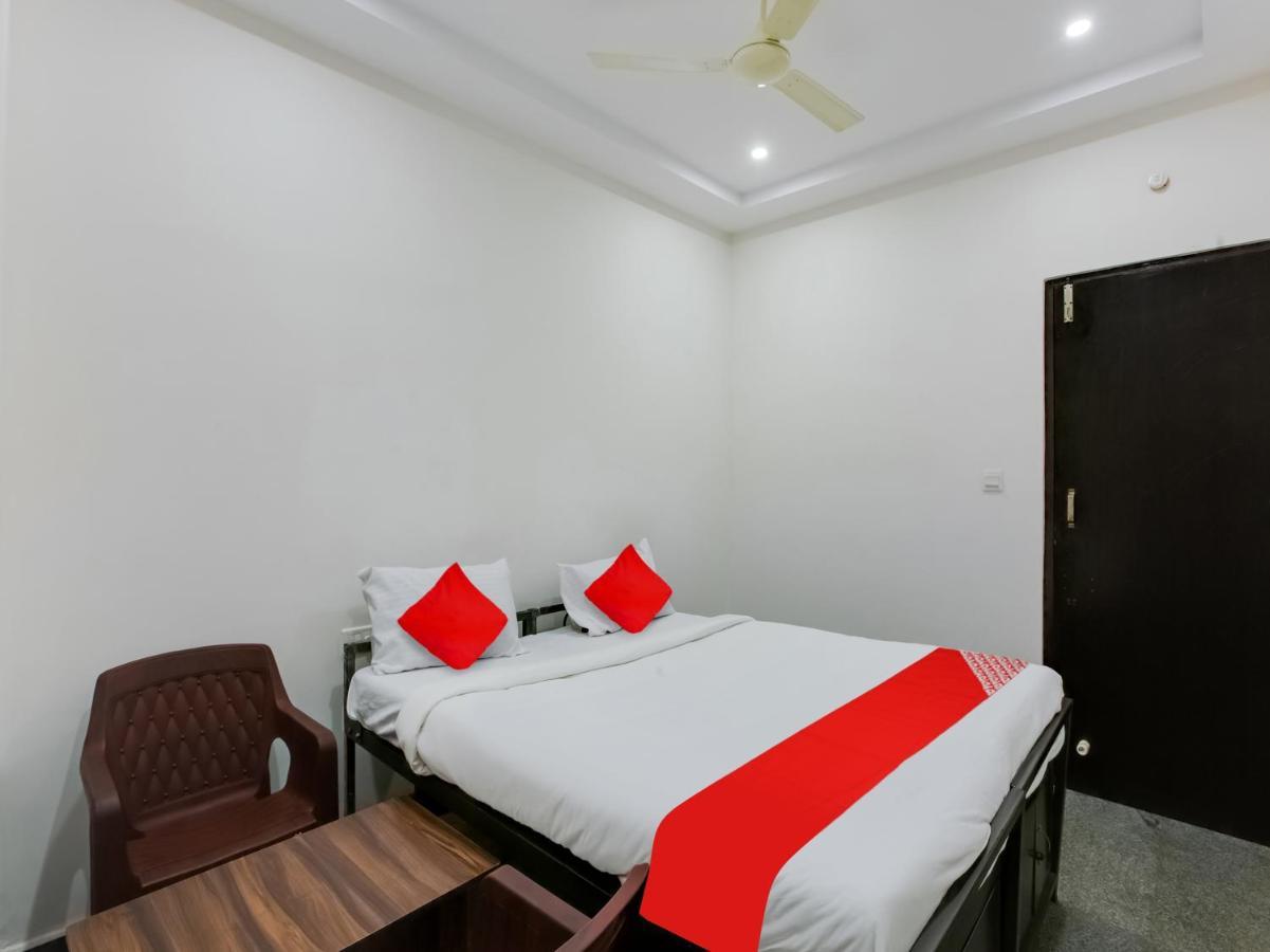 Hotel O Manjushree Boarding & Lodging Nearby Dr.Br Ambedkar Stadium Basveshwar Nagar Bangalore Exterior foto