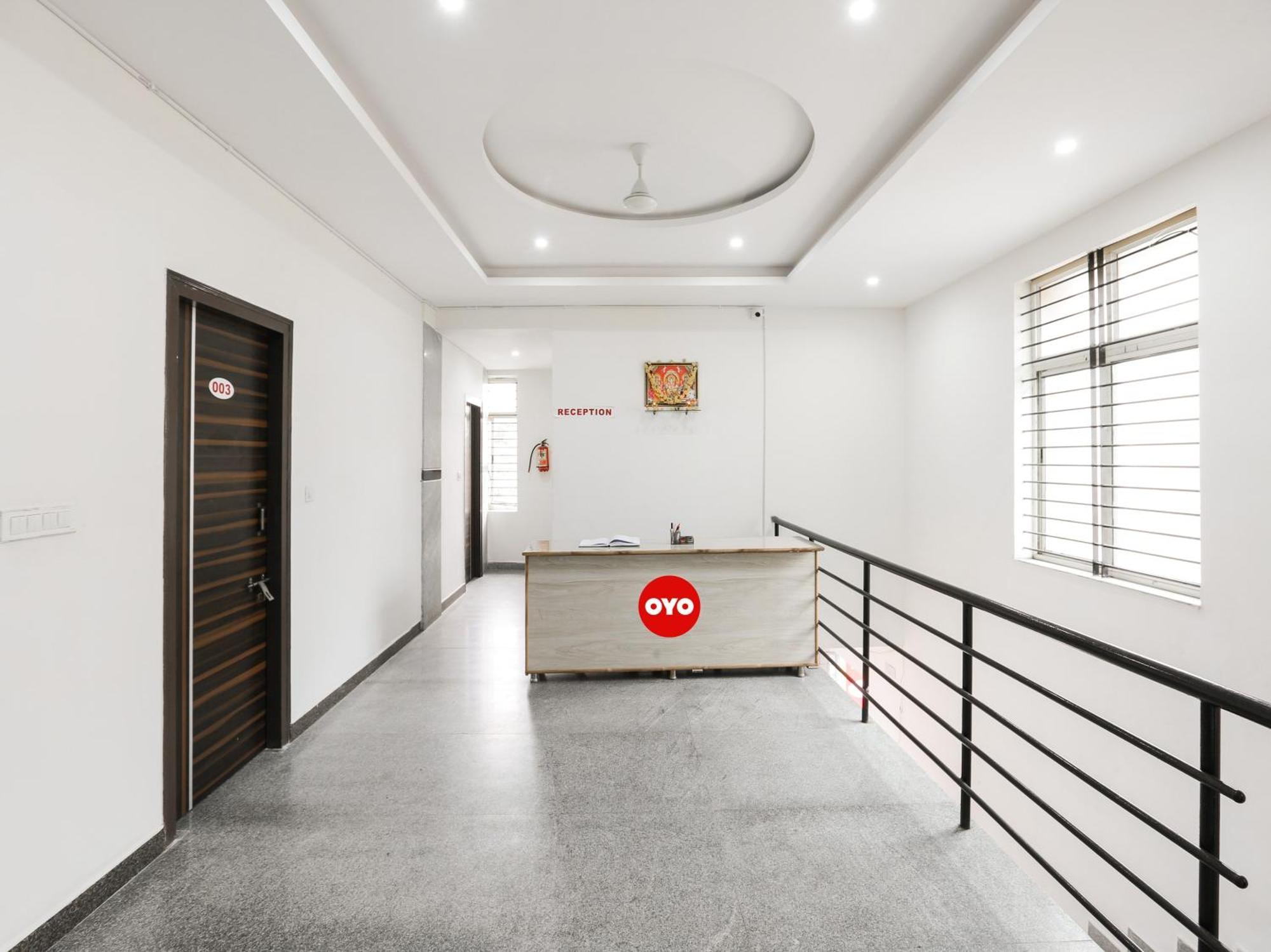 Hotel O Manjushree Boarding & Lodging Nearby Dr.Br Ambedkar Stadium Basveshwar Nagar Bangalore Exterior foto