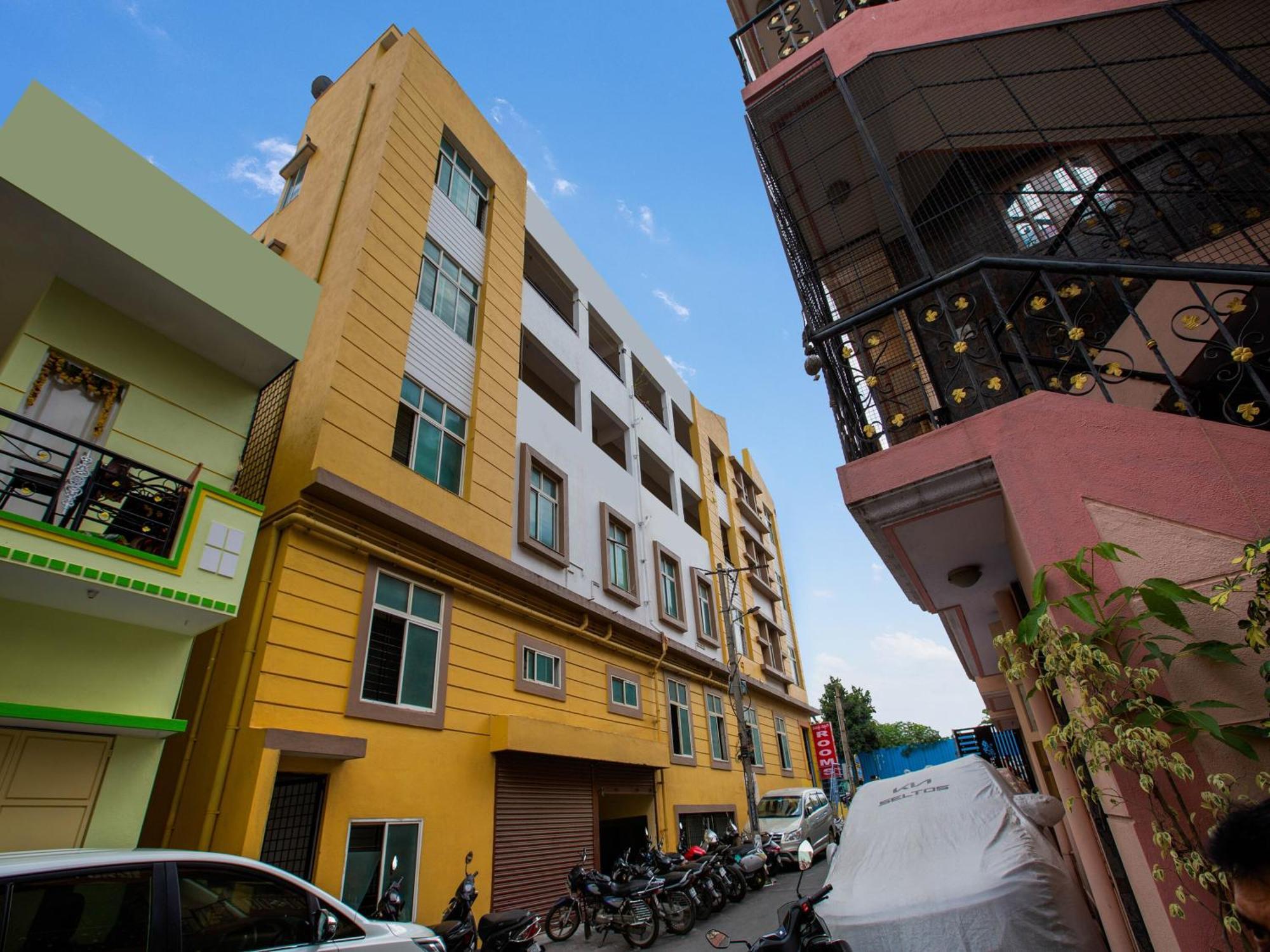 Hotel O Manjushree Boarding & Lodging Nearby Dr.Br Ambedkar Stadium Basveshwar Nagar Bangalore Exterior foto