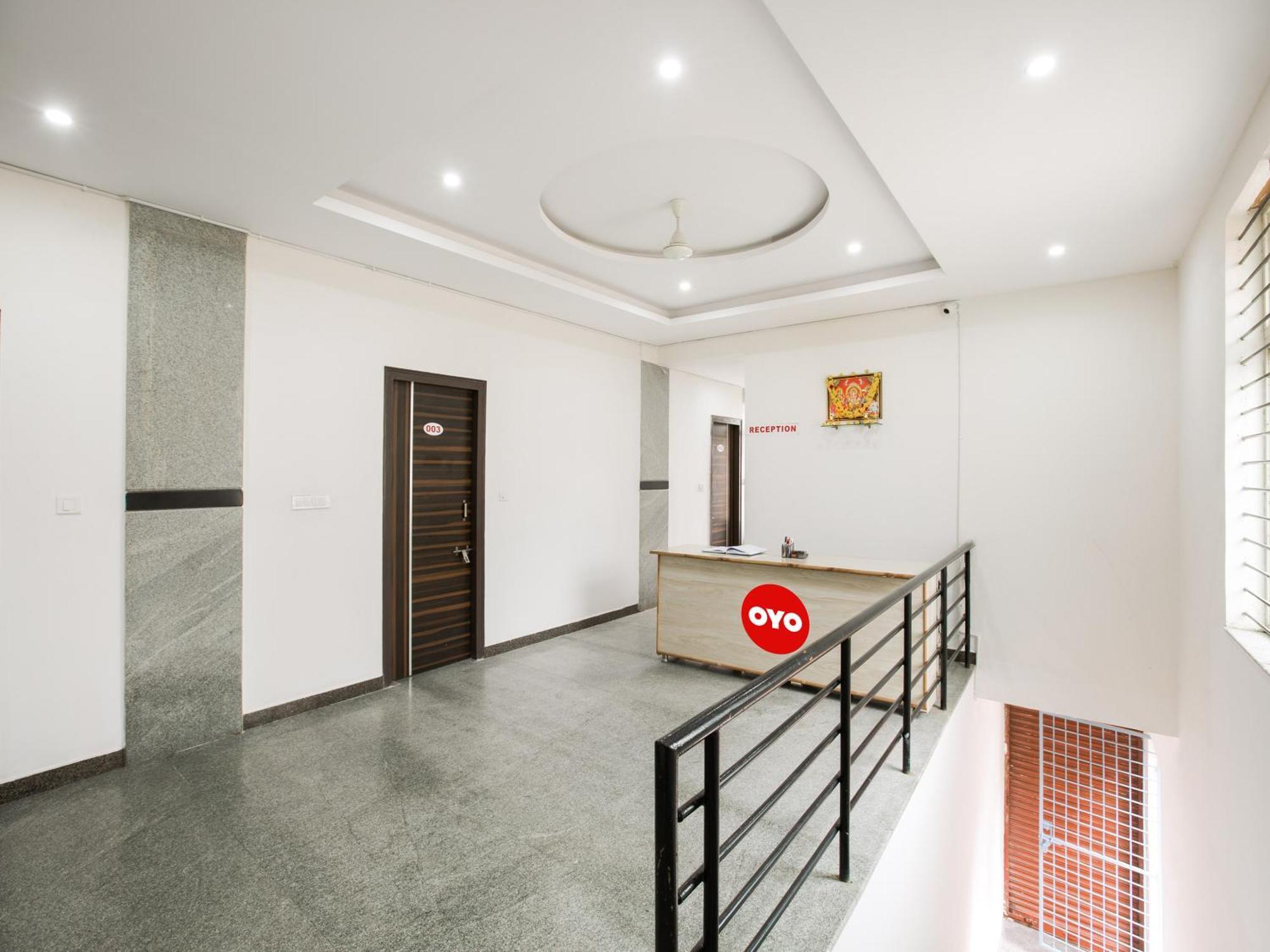 Hotel O Manjushree Boarding & Lodging Nearby Dr.Br Ambedkar Stadium Basveshwar Nagar Bangalore Exterior foto