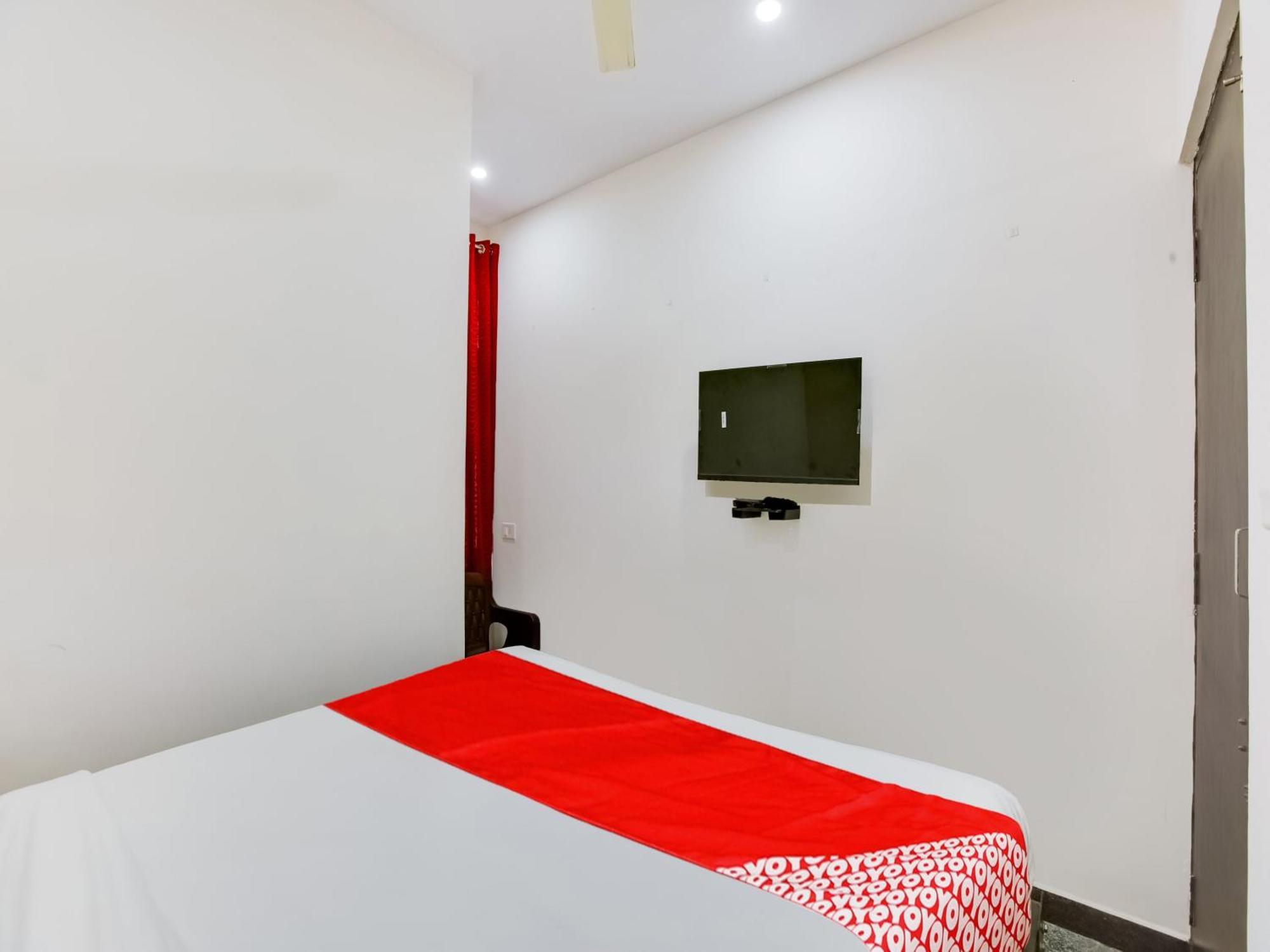 Hotel O Manjushree Boarding & Lodging Nearby Dr.Br Ambedkar Stadium Basveshwar Nagar Bangalore Exterior foto