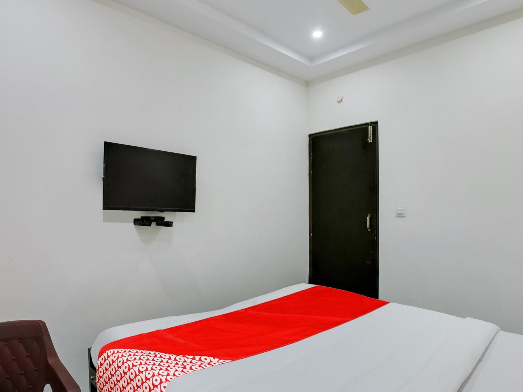 Hotel O Manjushree Boarding & Lodging Nearby Dr.Br Ambedkar Stadium Basveshwar Nagar Bangalore Exterior foto